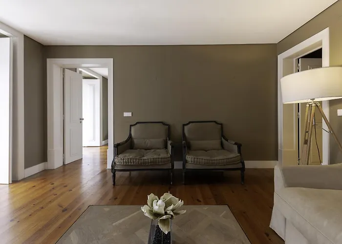 Dockside By Innkeeper *